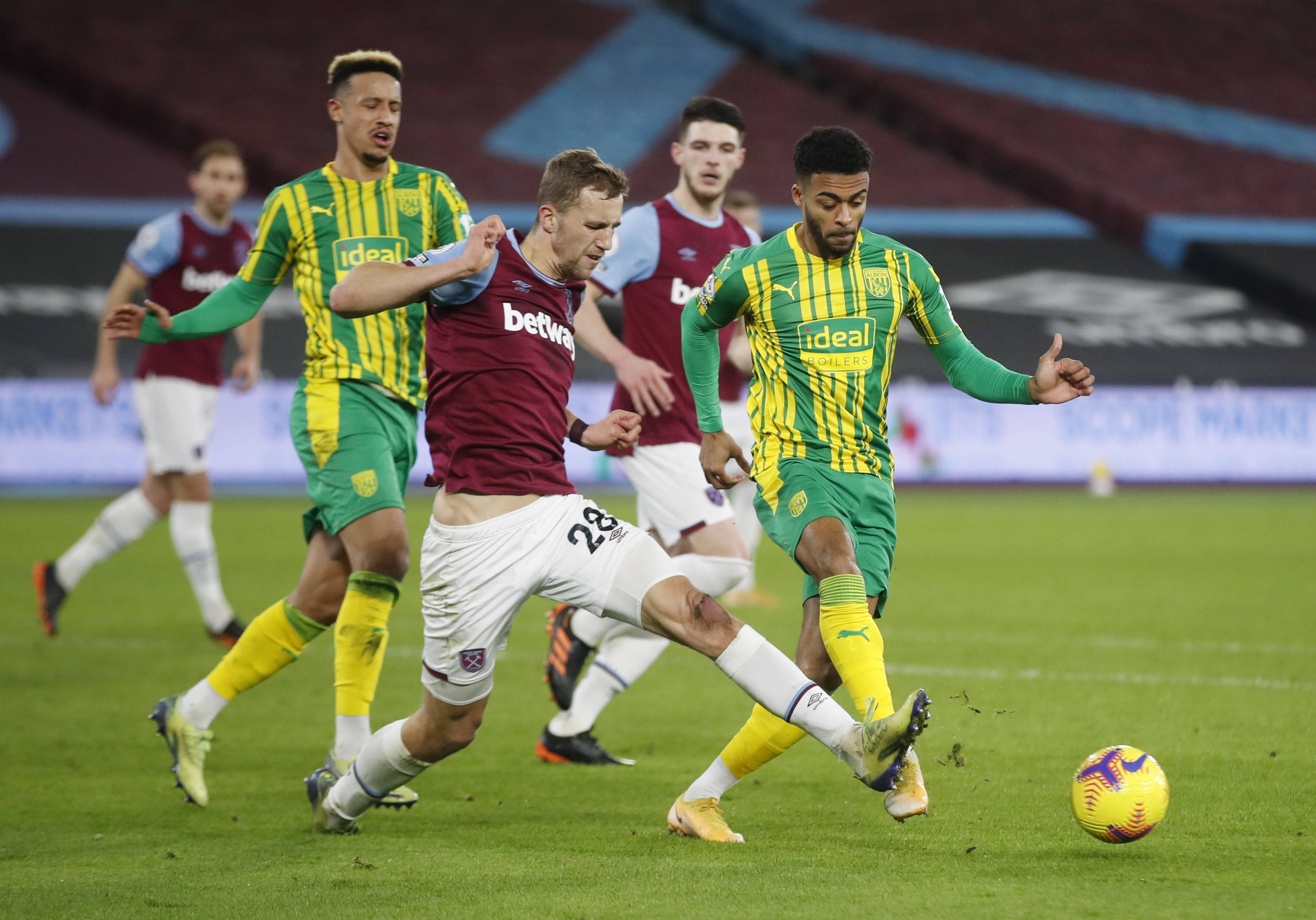 着所有争议 着所有争议